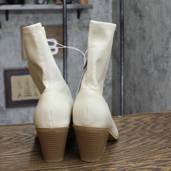 Universal Thread Women's Aubree Ankle Boots 88375051 Off White 7M - Picture 4 of 7